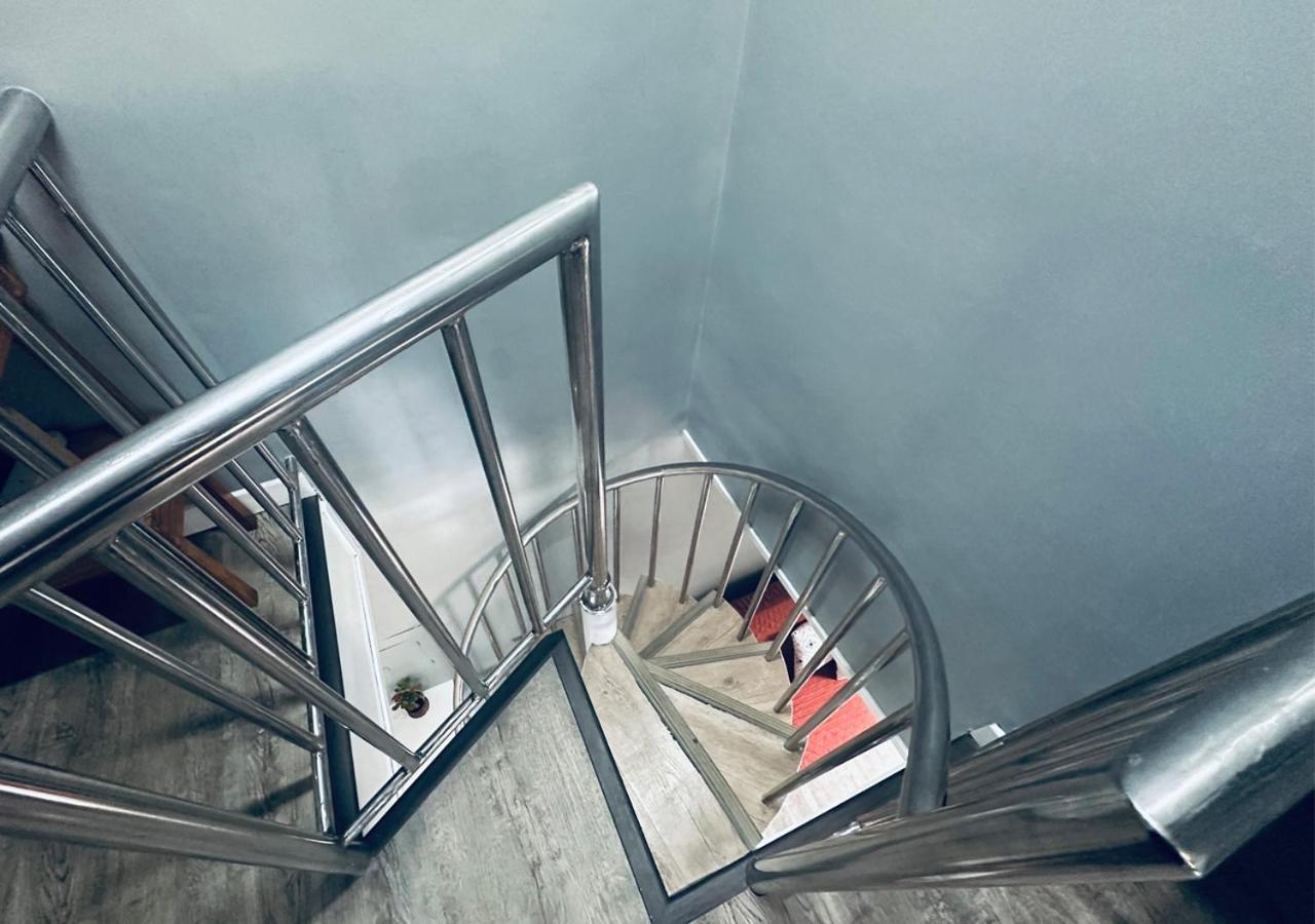 The Penthouse Zonevill Condo バギオ エクステリア 写真